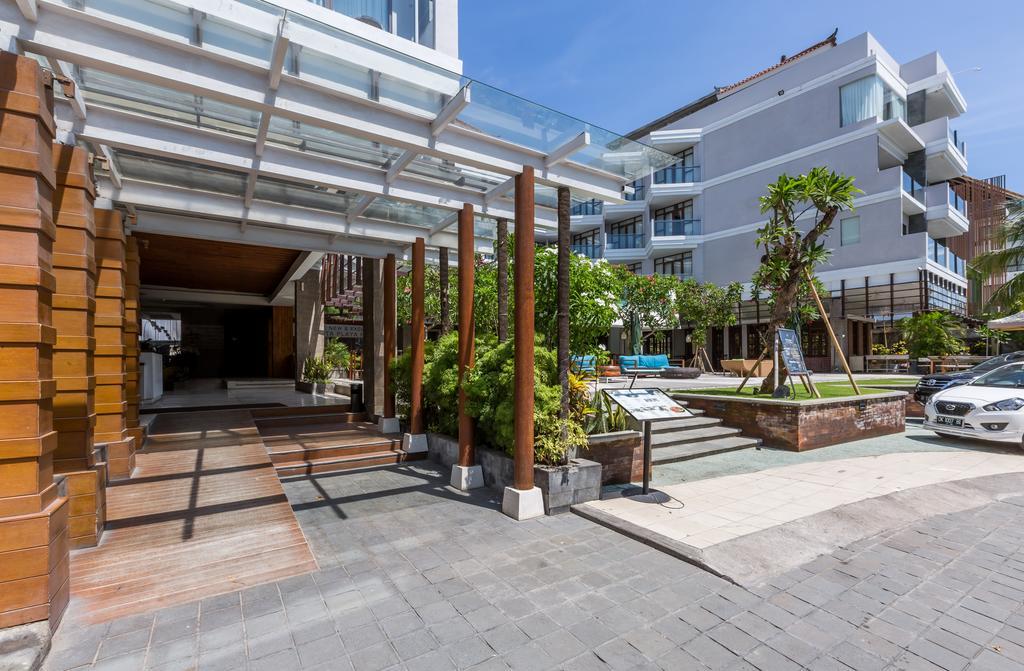 Wyndham Garden Kuta Beach Bali Екстериор снимка